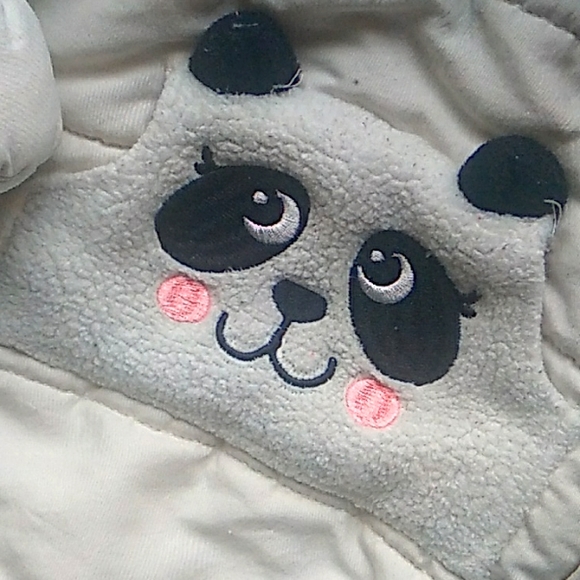 Baby snowsuit size 0-3 months - Picture 2 of 6